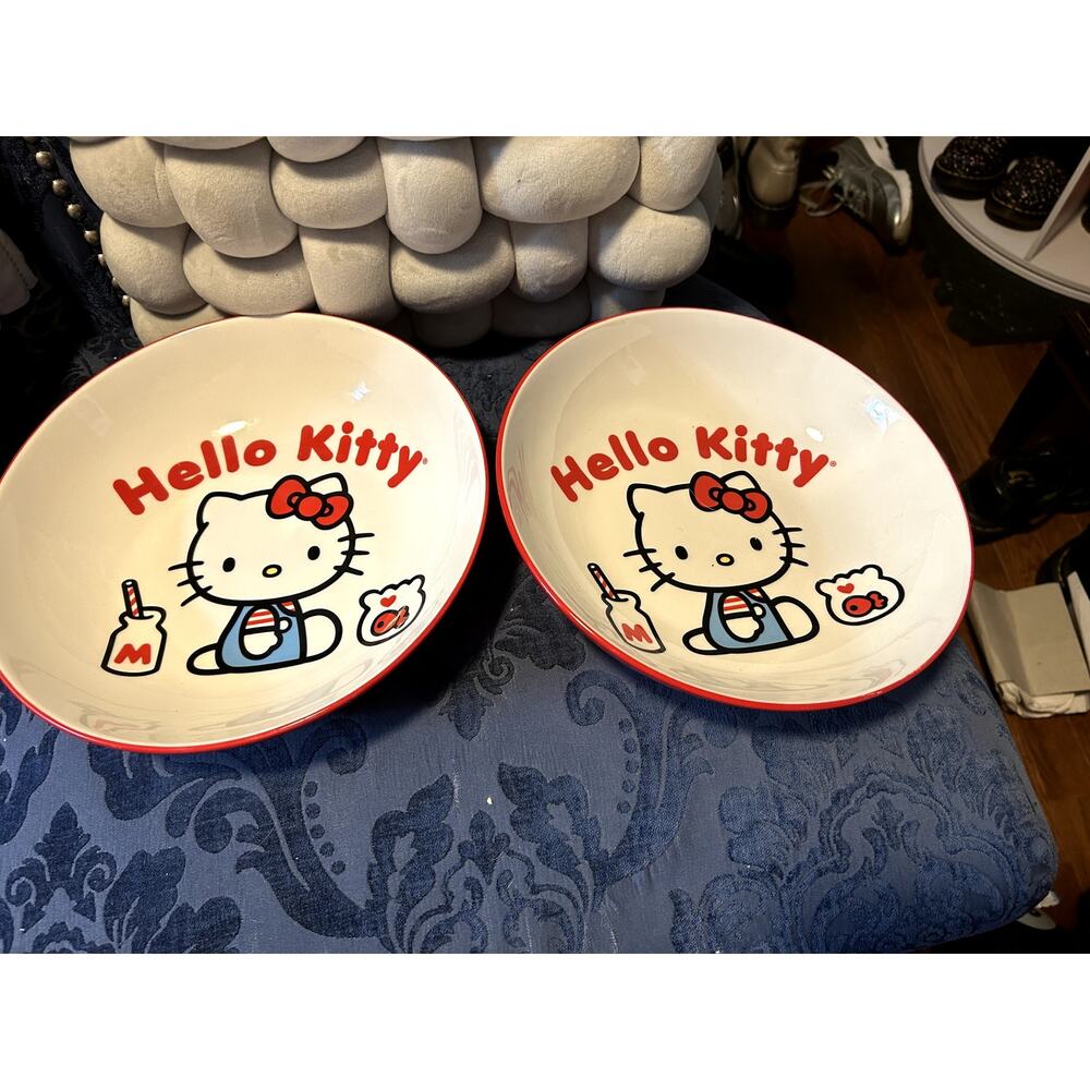 Hello Kitty Red and White Bowls (2)